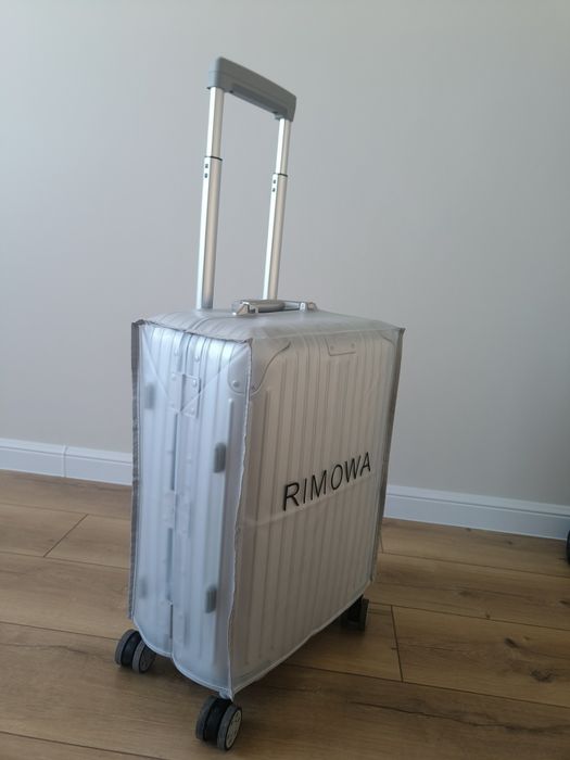 Чемодан RIMOWA на ручной клад