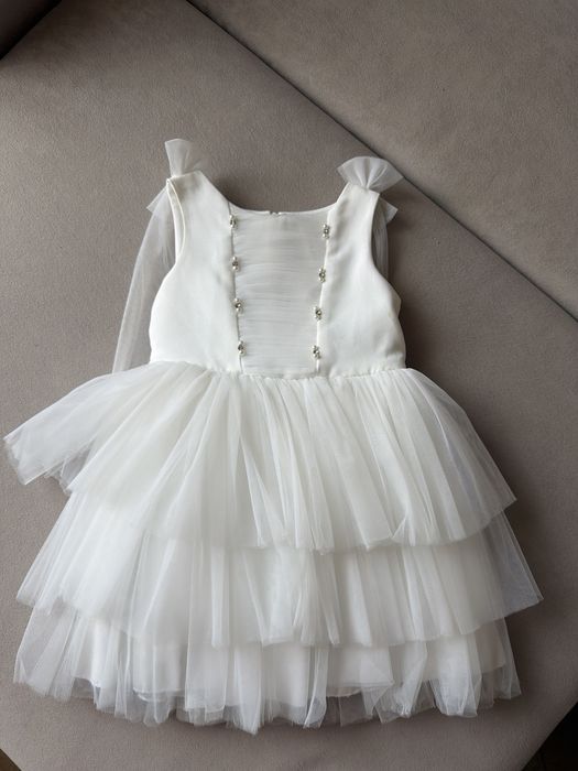 Продам детское нарядное платье