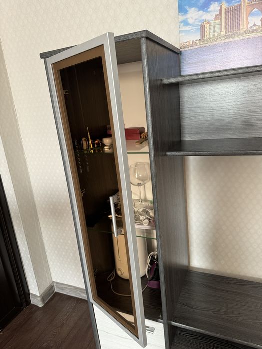 Продается шкаф за 60000