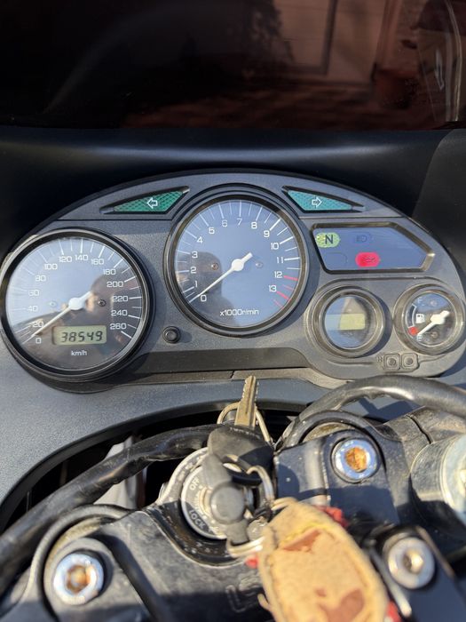 Suzuki gsxf 750 1999