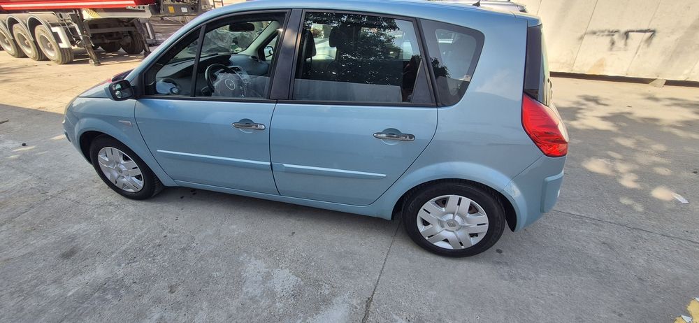 Renault Scenic 1.9 dCi 2006, proprietar