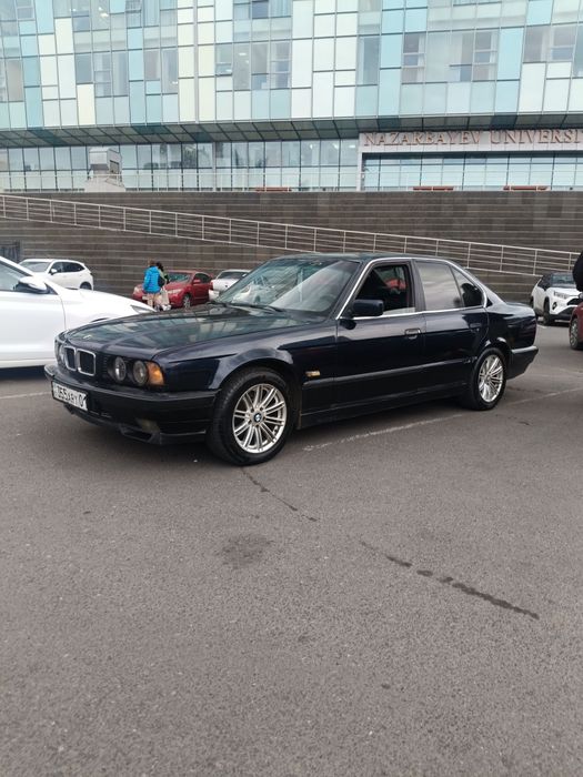 Продам диски с резиной на бмв