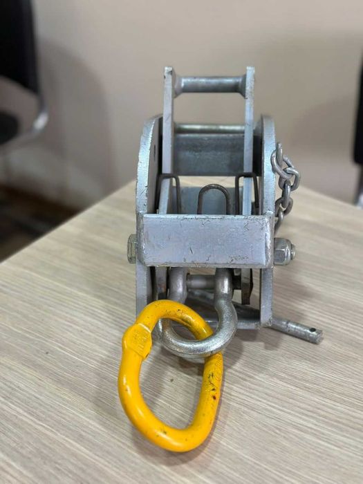 Клиновой замок для опалубки