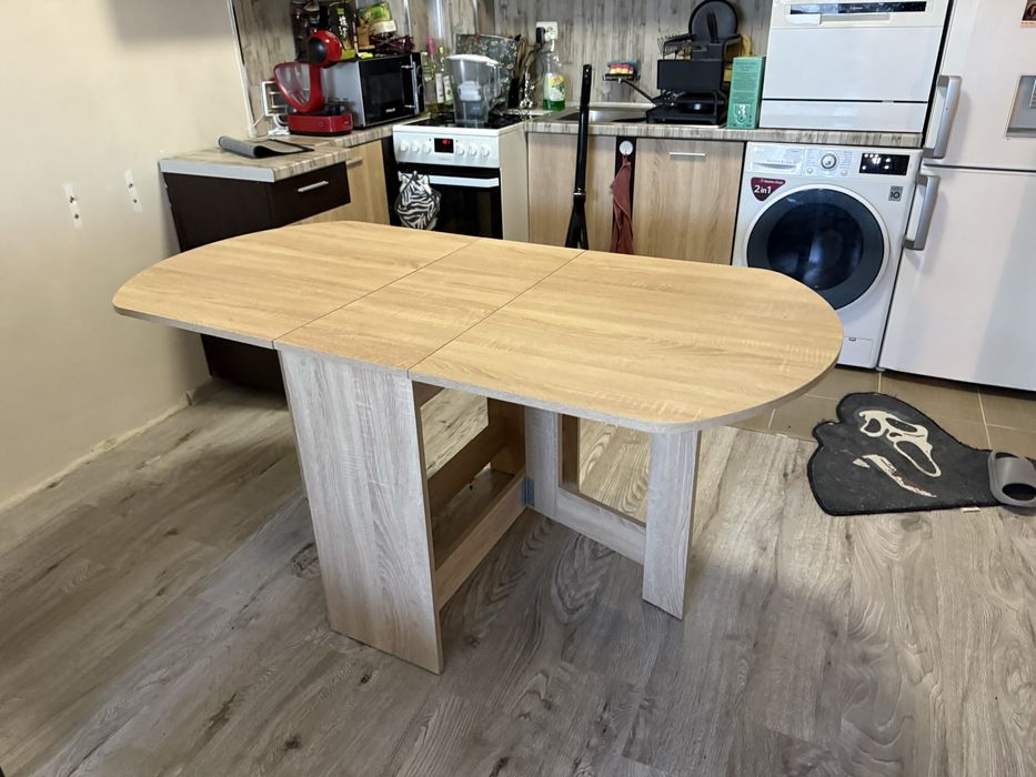 Сгъваема кухненска маса