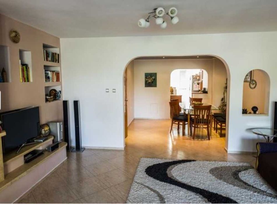 Продава се Тристаен апартамент в София, Лозенец - 140 кв.м за 1393 €/кв.м - Снимка #1