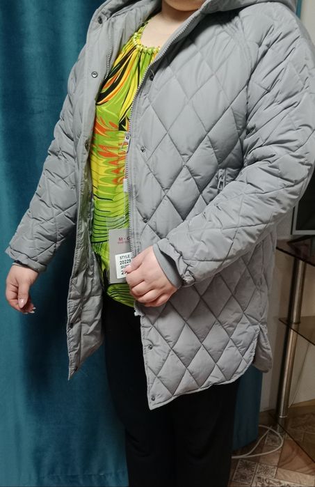 Продам зимние куртки