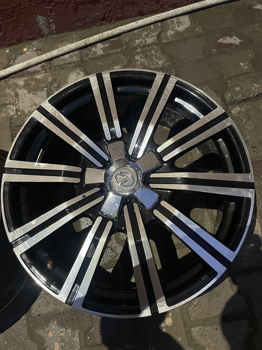Диски Lexus 570.