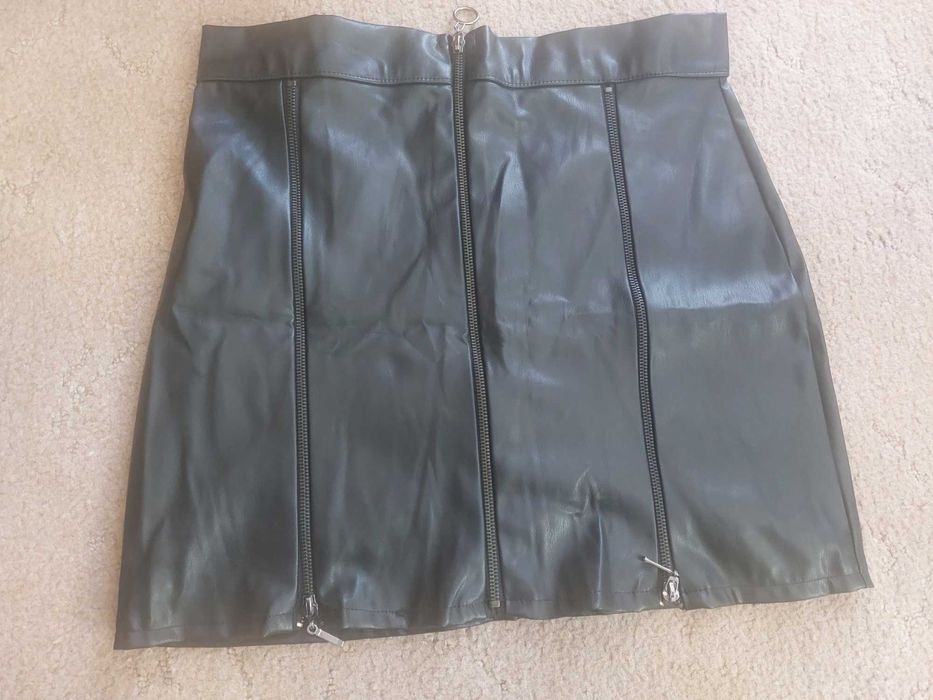 Дамска кожена пола