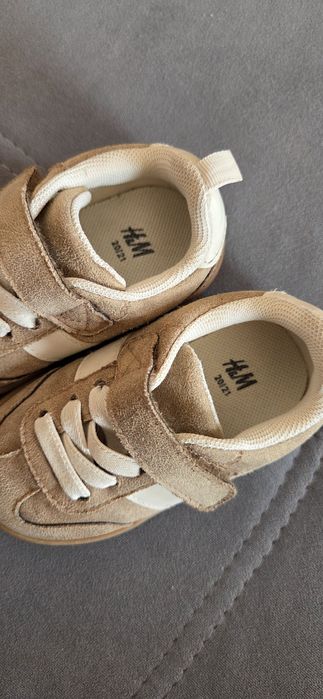 Бебешки обувки и сандали
