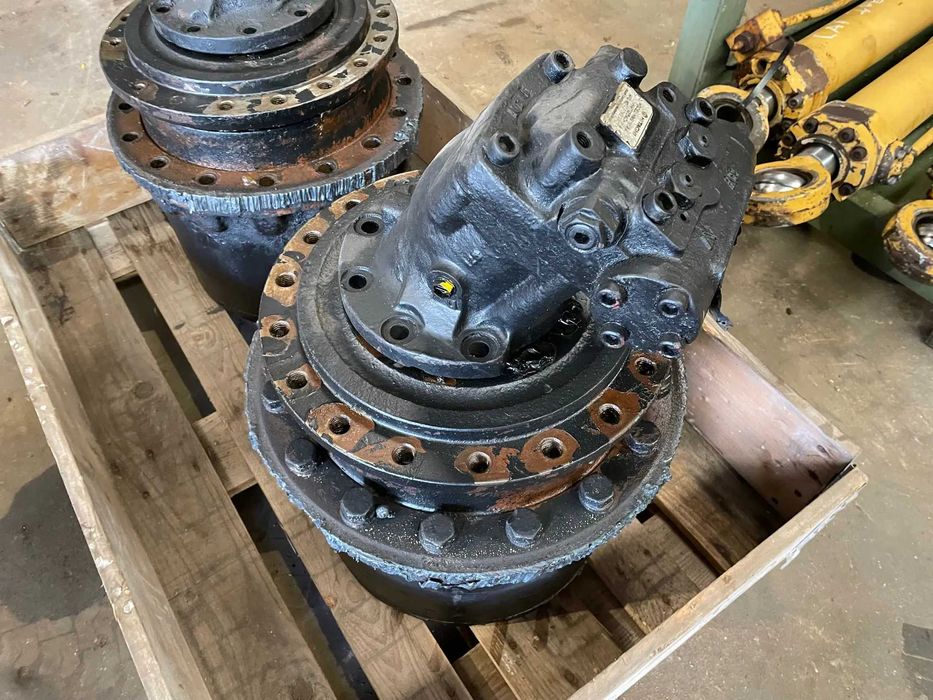 Transmisie finala stanga dreapta pentru excavator Hitachi UH83