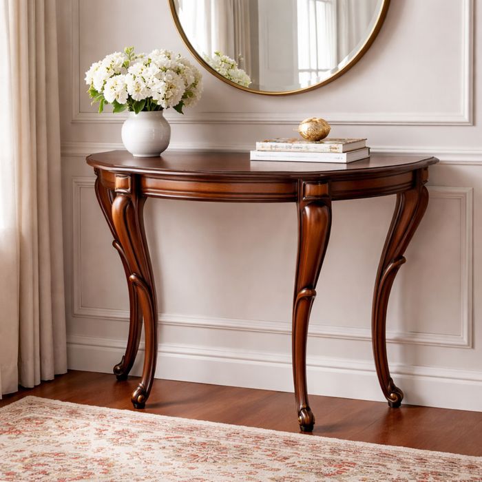 Консоль в классическом стиле фирмы Lina