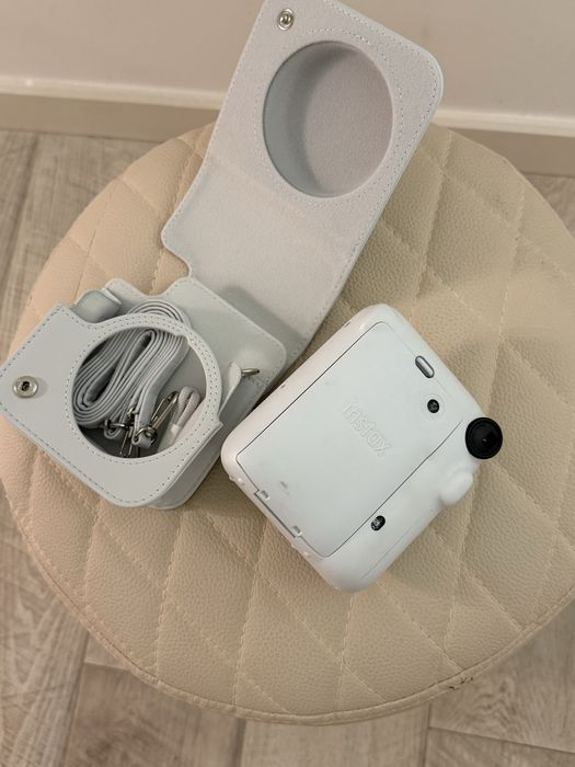 Instax. Инстакс мини 12. Фотоопарат.