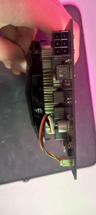 Видеокарта GIGABYTE GeForce GTS 450 1 Гб