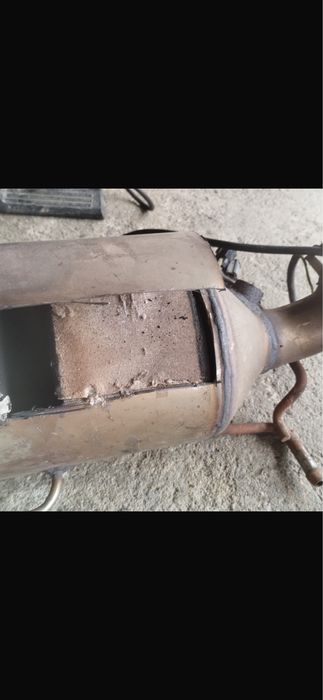 Catalizatoare auto si filtre de particule