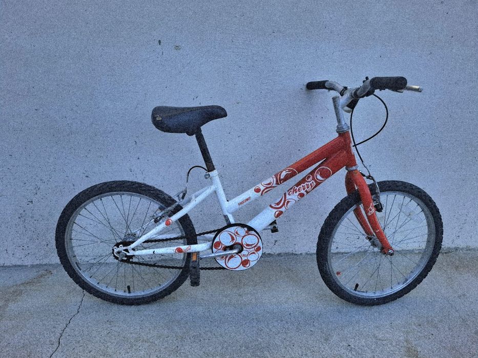 Bicicleta copii 6-8 ani