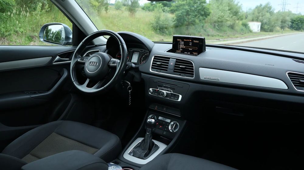 Audi Q3 2.0 TDI 140 CP Quattro S Tronic | Garanție | Istoric Service | Trapă
