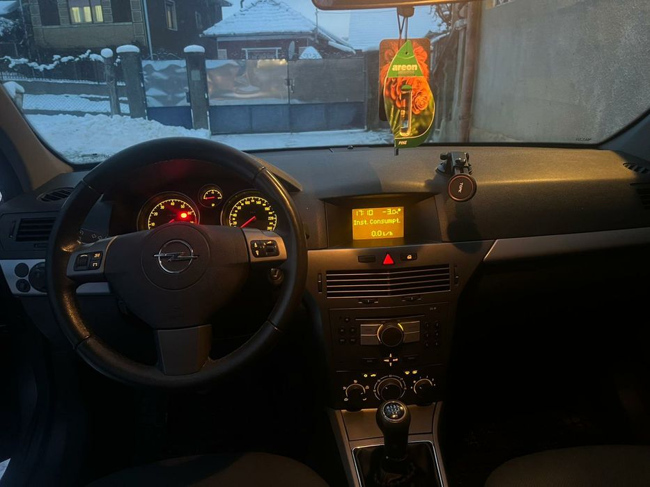 Opel astra 1.6 b 2007