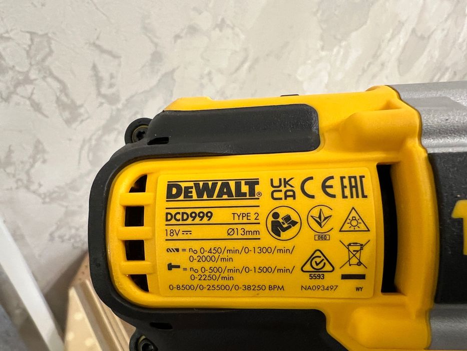 Dewalt DCD999 оригинал
