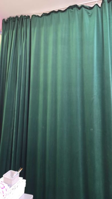 Шторы  зеленого цвета занавес