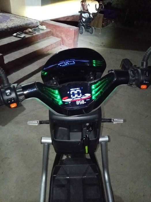 skuter sotiladi Drongo