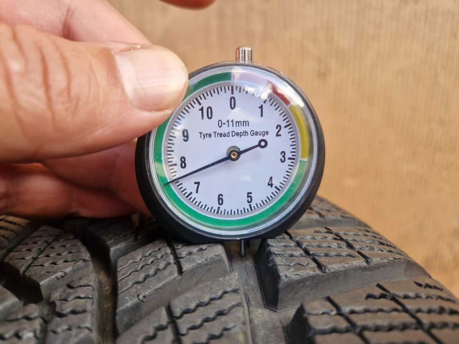 2 Goodyear R19 225/40
Зимни гуми 
DOT2919