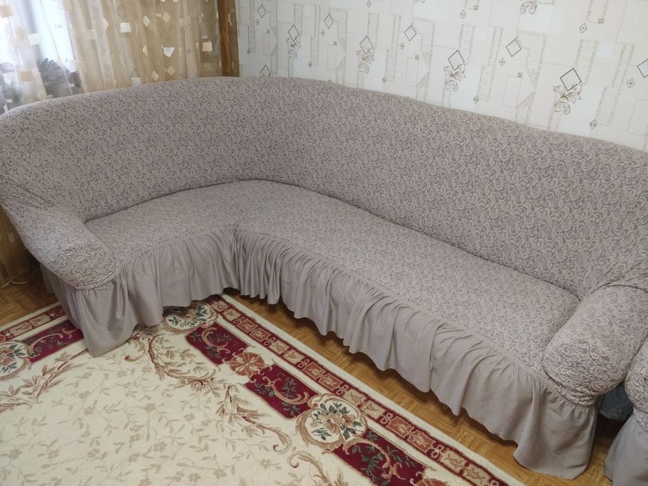 Продам диван угловой