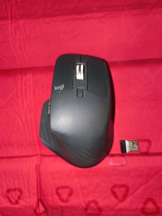 Logitech MX Master 3 Bluetooth Wireless Mouse