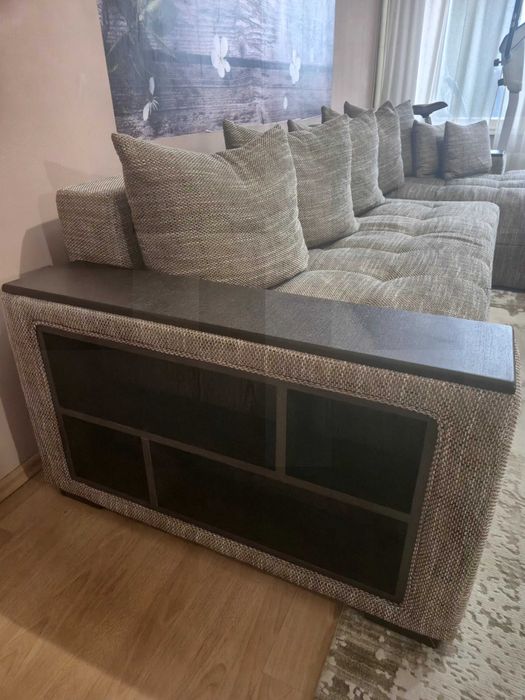 Разтегателен диван