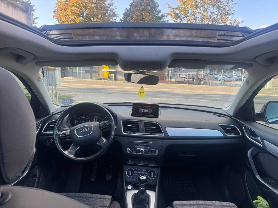 Vand Audi Q3 din Anul 2016