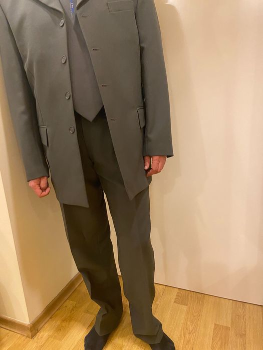 Абитуриентски  костюм на Paruchev