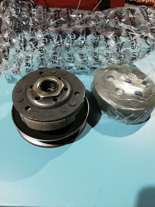 Vând piese noi scuter!