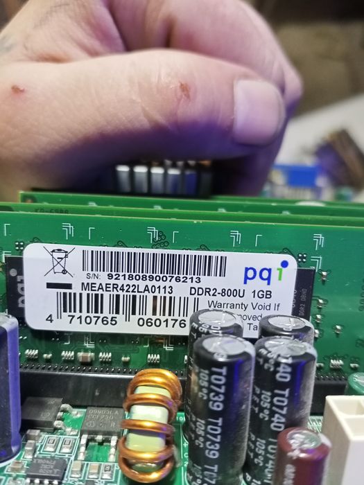 Продам запчасти на компьютер