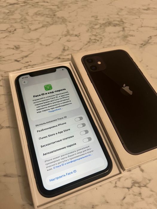 Продам айфон (11)