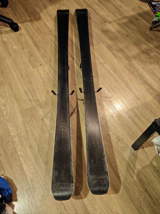 Vând Clăpari Skiuri 150 placa Snowboard Booti