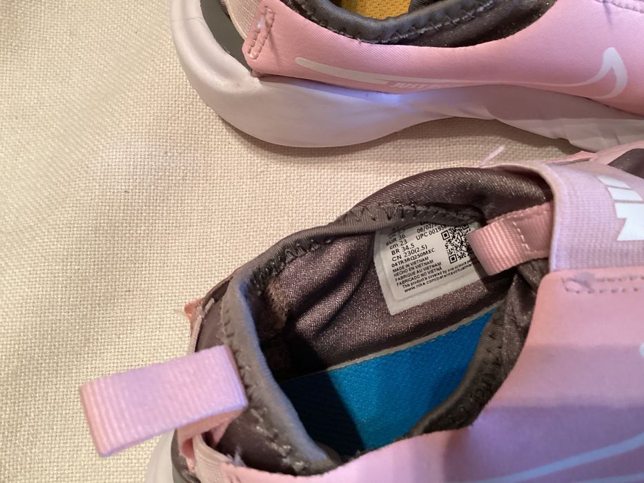 Nike №36 и Skechers №36