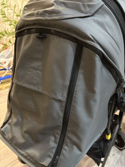 Коляска прогулочная.