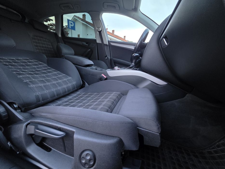 Audi A4 Avant 2.0tdi 143cp automatik 8+1 Navi/Led/Xenon/Pilot/Senzori/Start&Stop