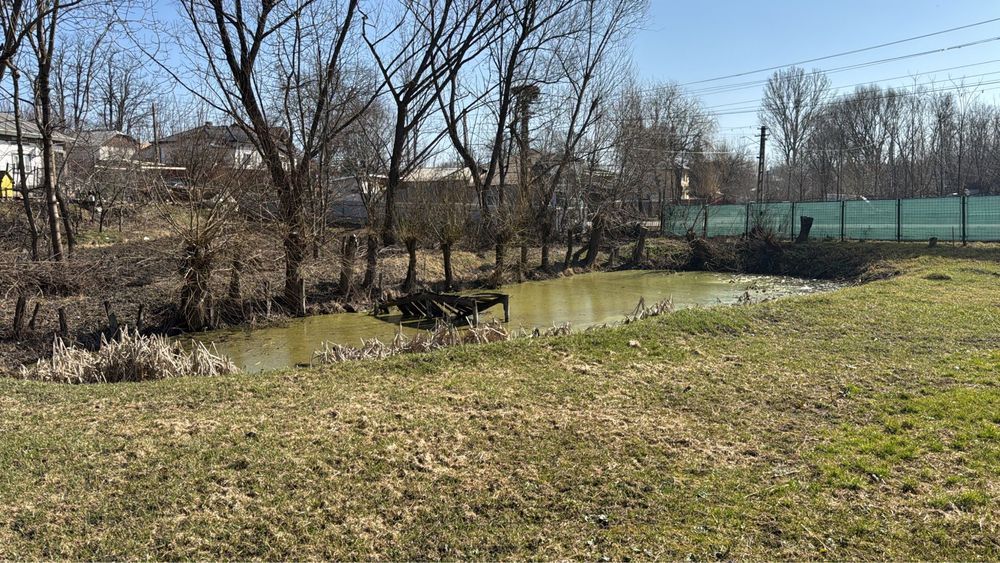 Casa in Brehuiesti, garaj si anexe 1.800mp teren si iaz