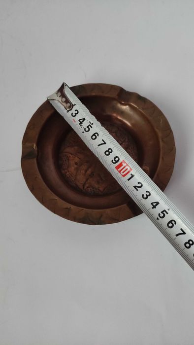 Медни пепелници гравирано дъно