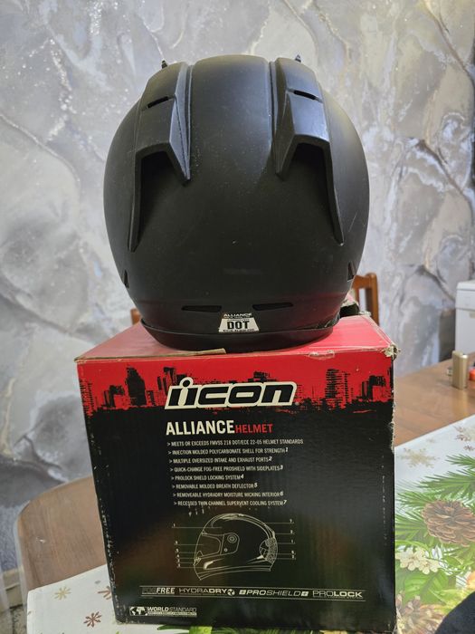 Мотошлем Icon Alliance
