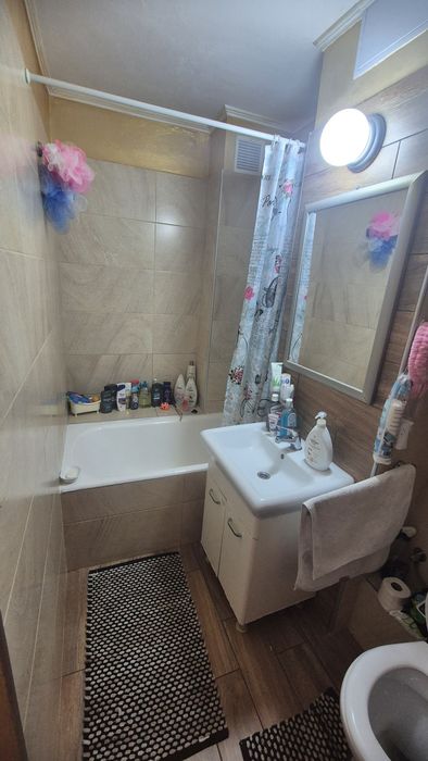 Apartament cu 3 camere – Etaj 1 – Central Sânmartin – 107.000€ negociabil