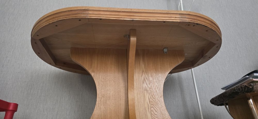 Стол российский дерево