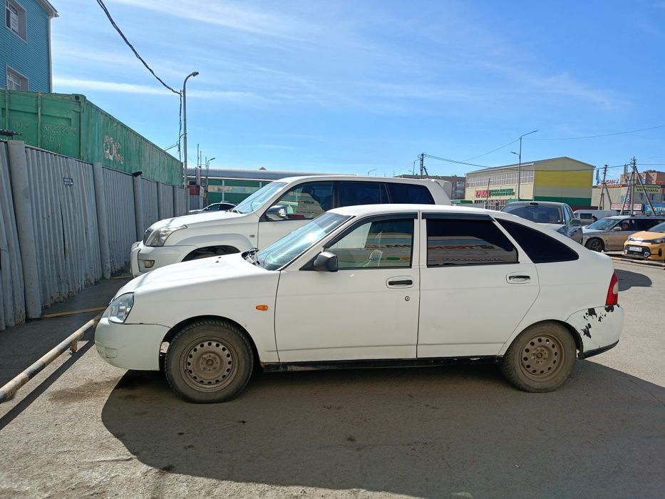 Продам приору 2011