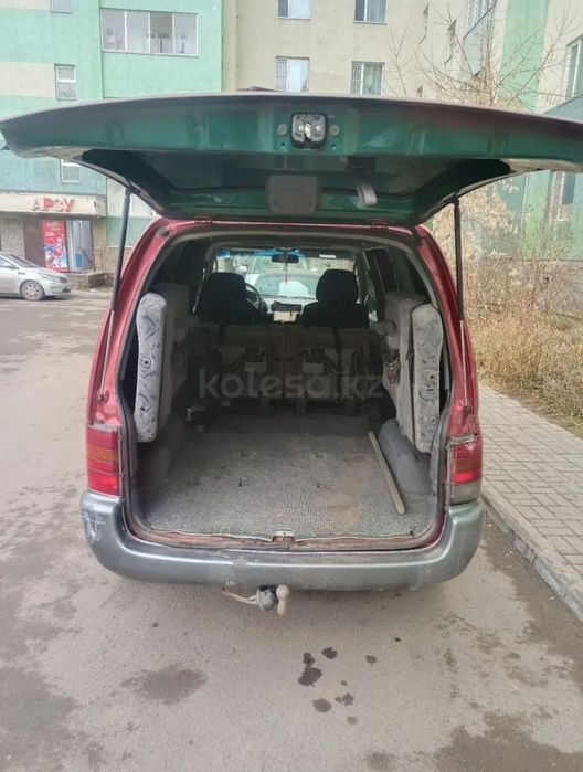 Продам бус Ниссан Серена