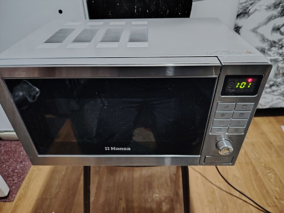 Продам микроволновку в рабочем состоянии