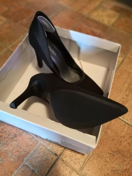 Pantofi stileto nr. 37