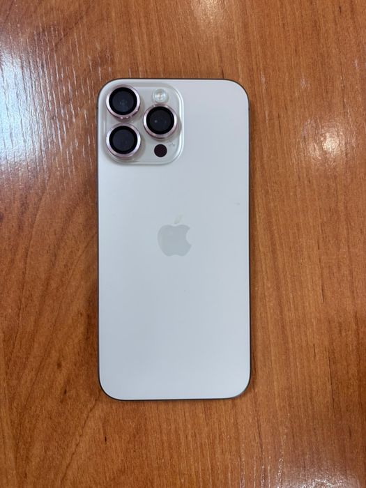 Apple iPhone 16 Pro Max