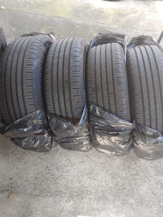 Set Anvelope  vara continental 215 65 17