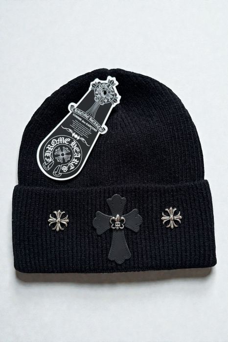 Caciula Chrome Hearts