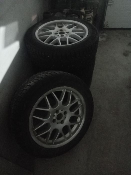 Продам шины с дисками на 17